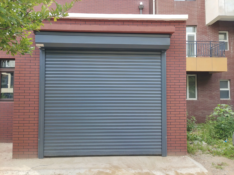 别墅车库卷帘门