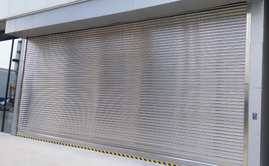 普遍重庆电动卷帘门都出现一个现象